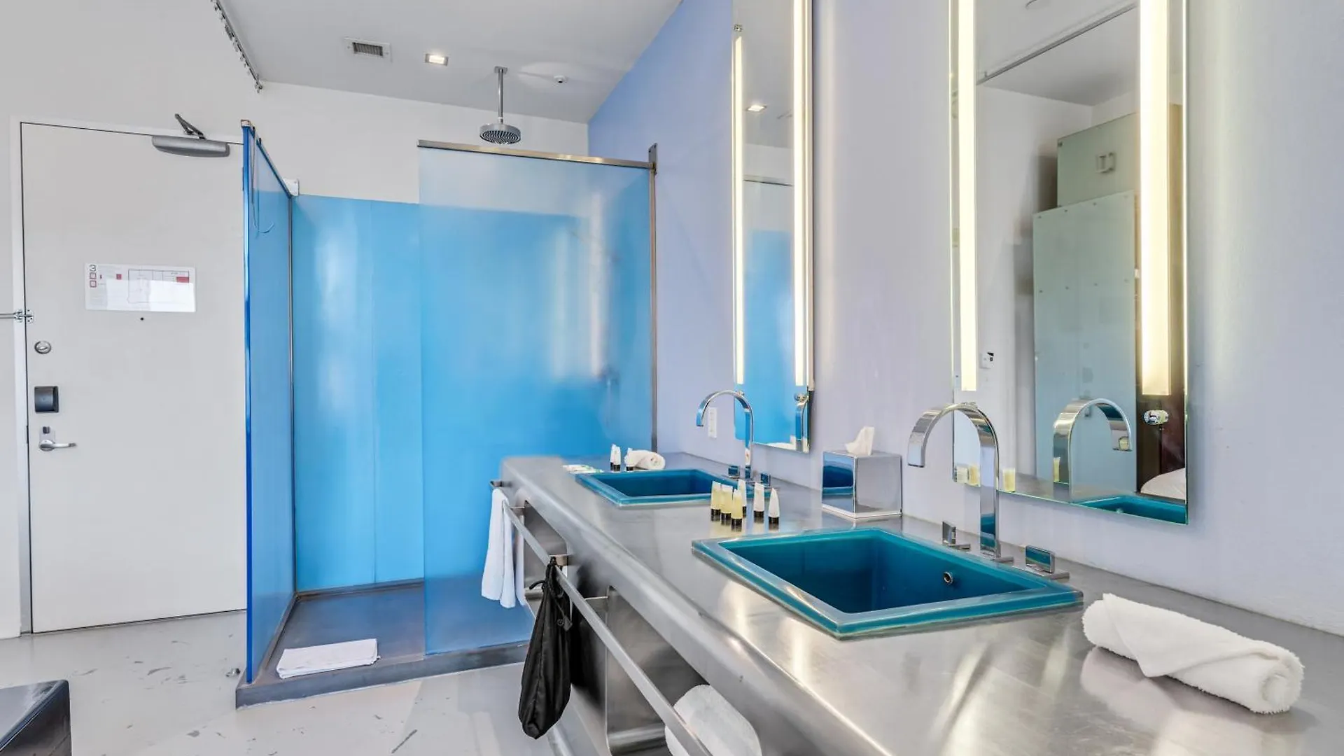 Keating Hotel 3*