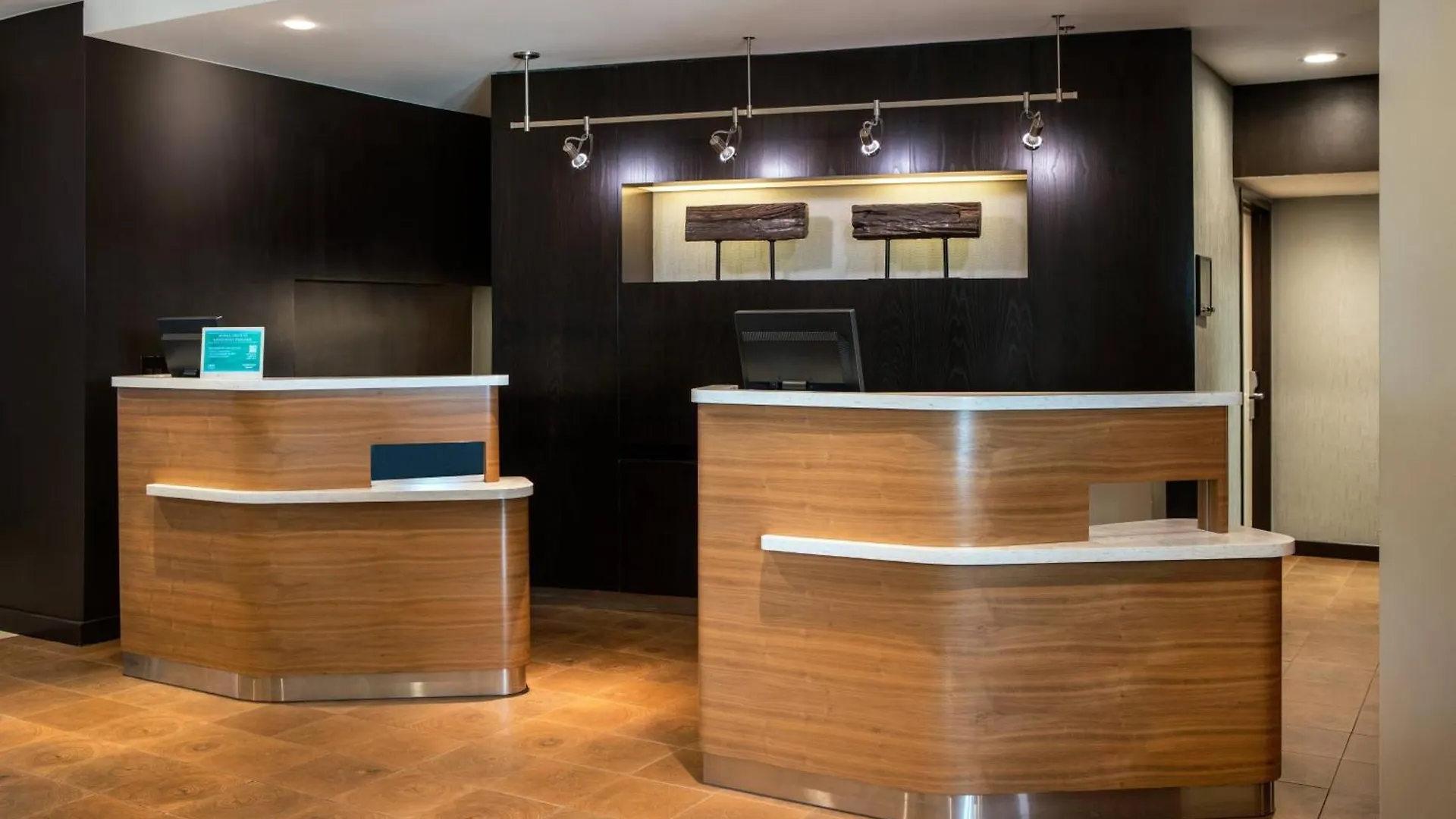 Courtyard By Marriott Sorrento Valley Hotel