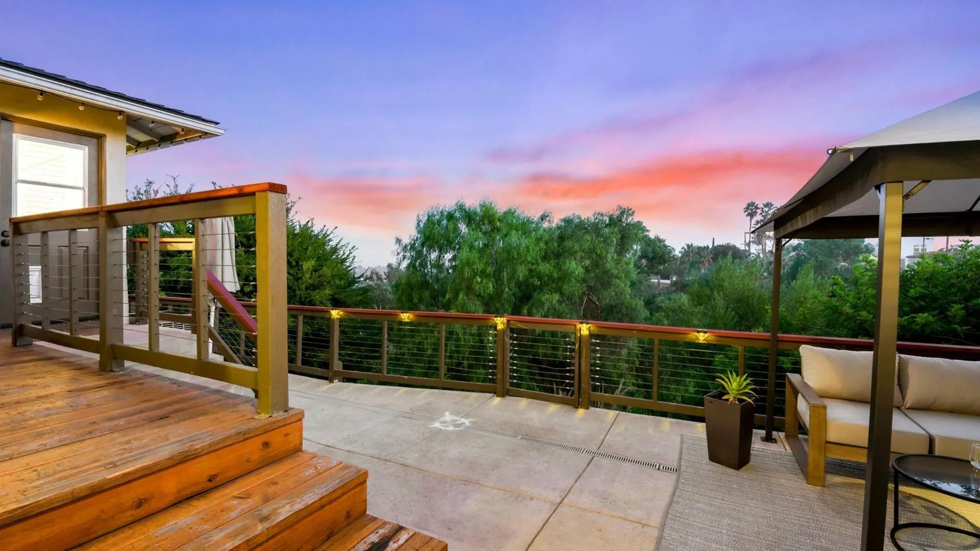 Holiday home Delightful Pet-friendly South Park *
