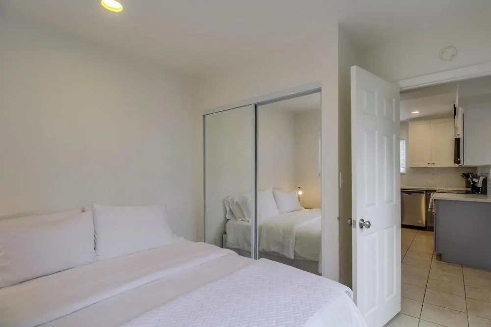 Oceancatcher - Newly Remodeled 3 Bedroom Retreat With Ocean View In The Heart Of Mission Beach, Sleeps 10 Dom wakacyjny *