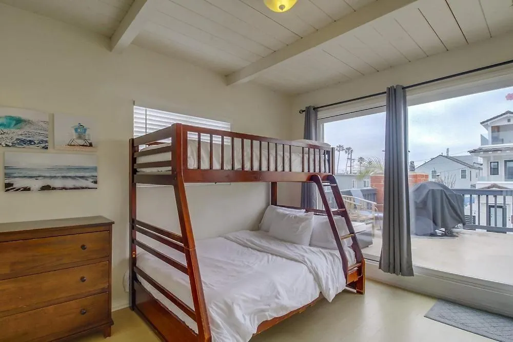 Oceancatcher - Newly Remodeled 3 Bedroom Retreat With Ocean View In The Heart Of Mission Beach, Sleeps 10