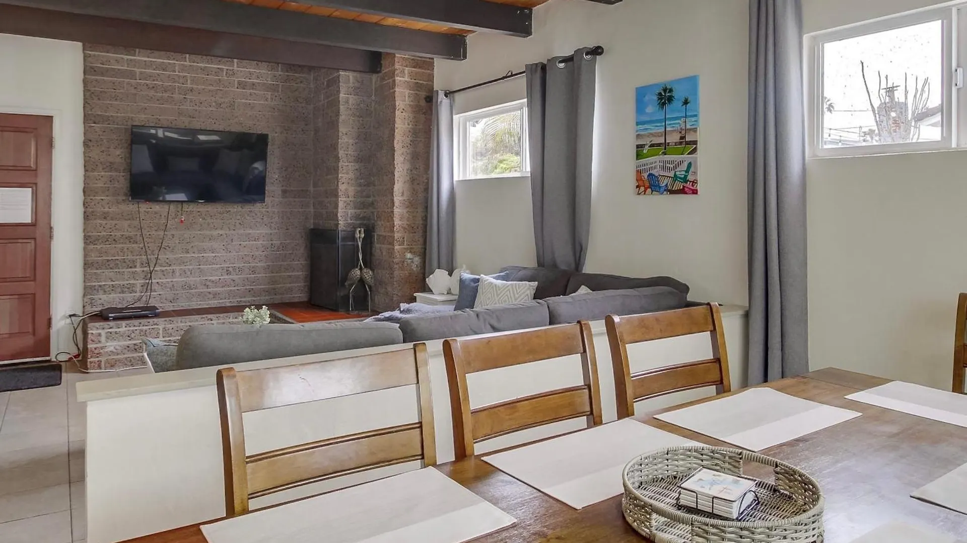 Dom wakacyjny Oceancatcher - Newly Remodeled 3 Bedroom Retreat With Ocean View In The Heart Of Mission Beach, Sleeps 10 *