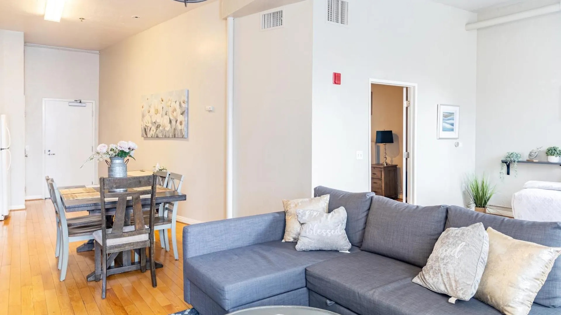 Greely Gaslamp - Loft W Parking & 3 Beds #402