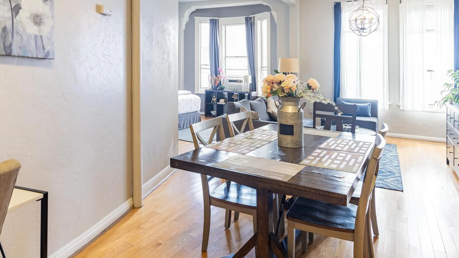 Greely Gaslamp - Loft W Parking & 3 Beds #402 Hotel *