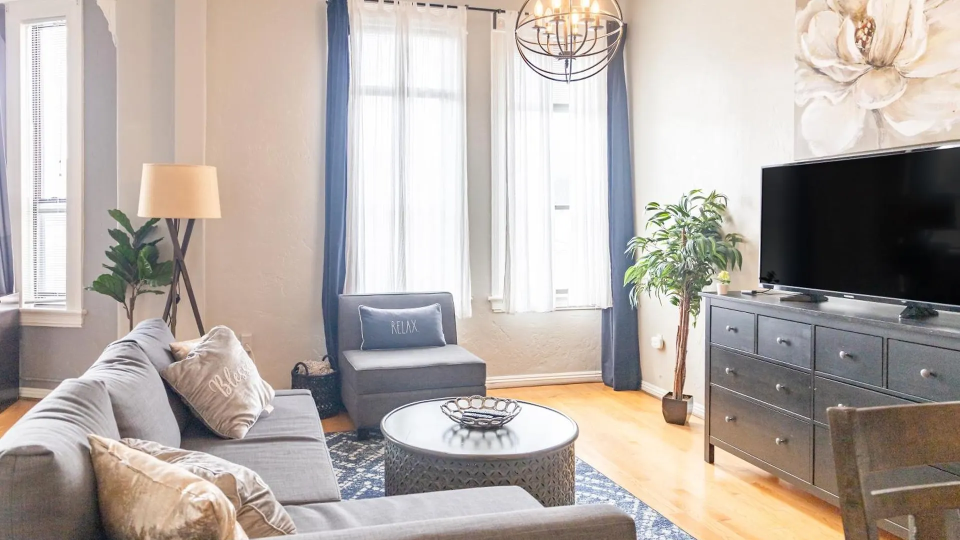 Greely Gaslamp - Loft W Parking & 3 Beds #402 Hotel