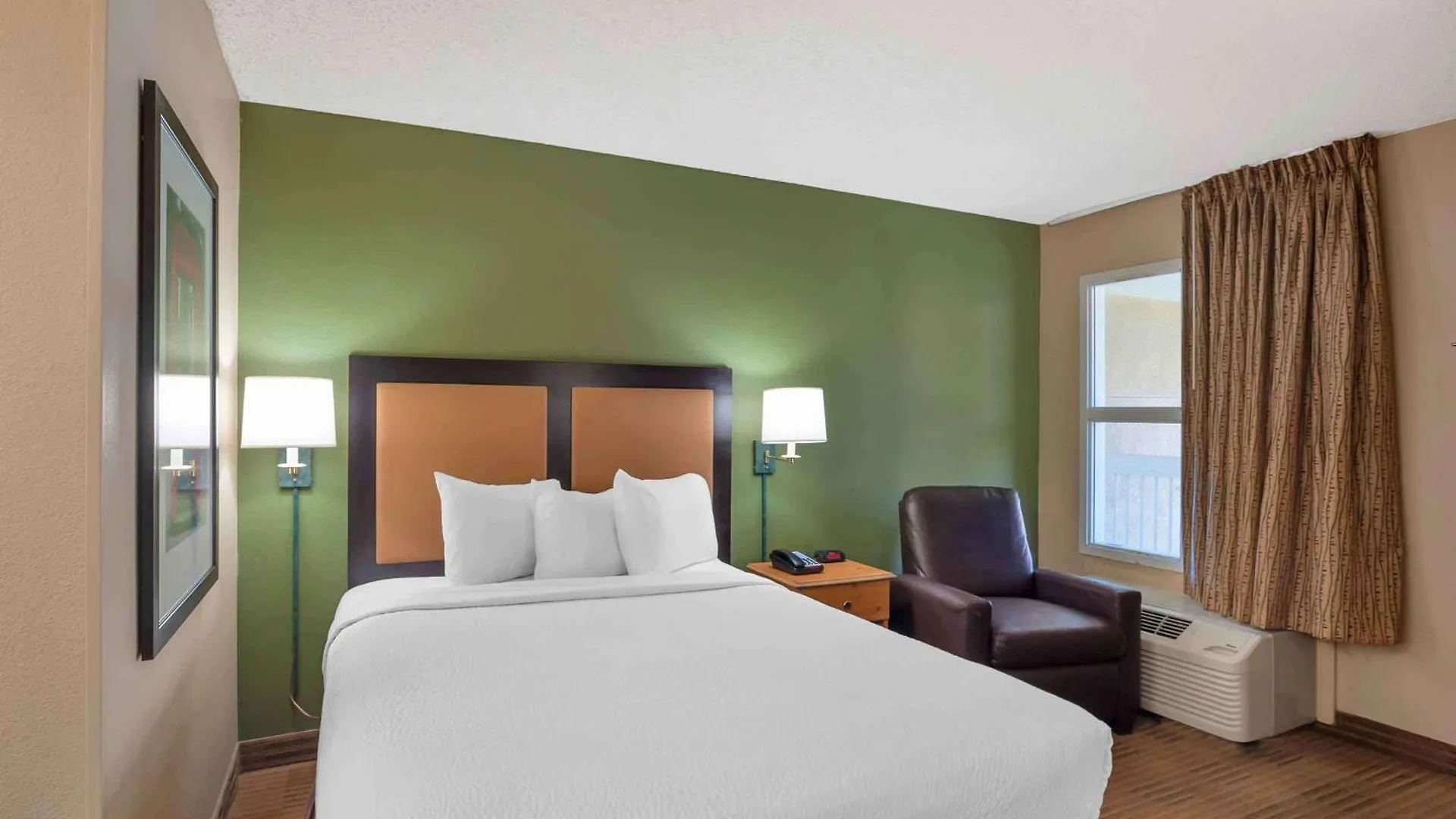 Extended America - - Sorrento Mesa Hotel