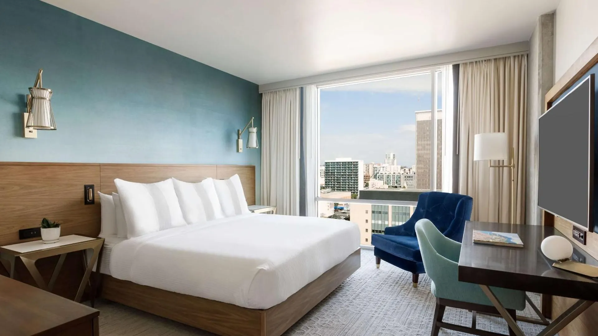 Hotel Carte Downtown, Curio Collection By Hilton