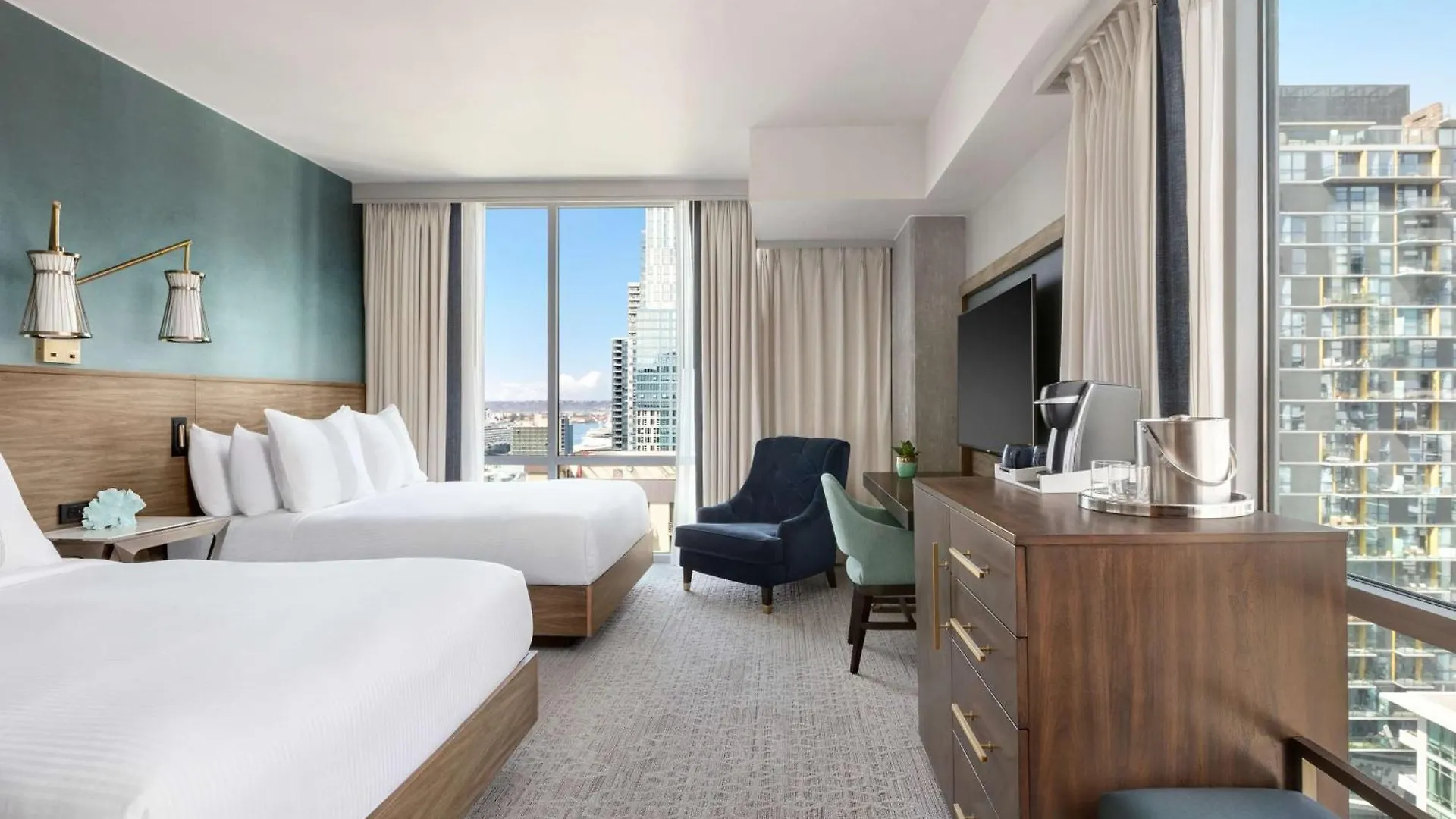 Carte Downtown, Curio Collection By Hilton
