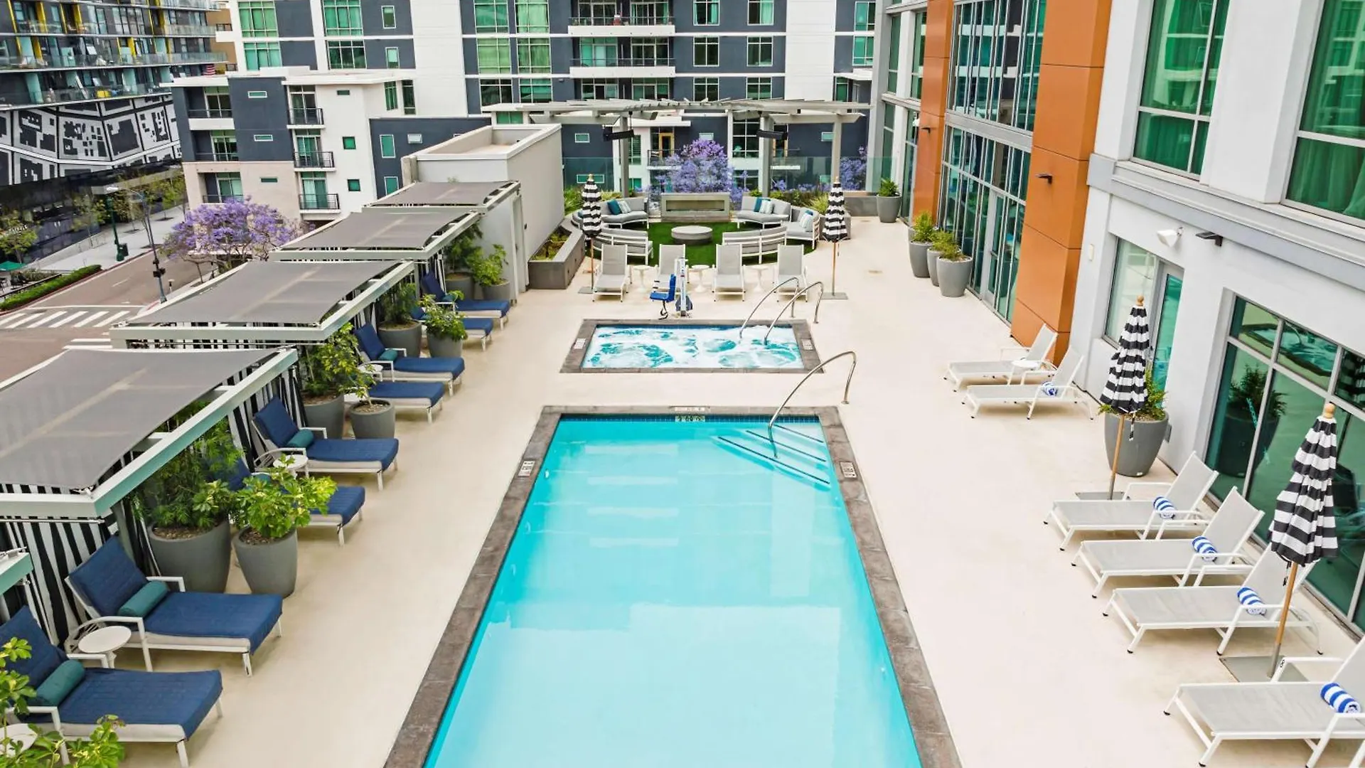 Hotel Carte Downtown, Curio Collection By Hilton
