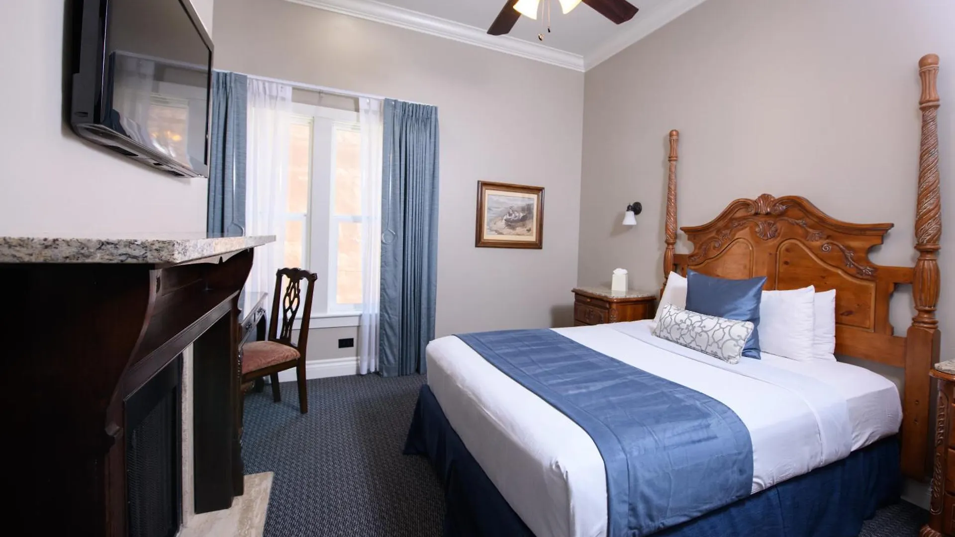Hotel Horton Grand San Diego