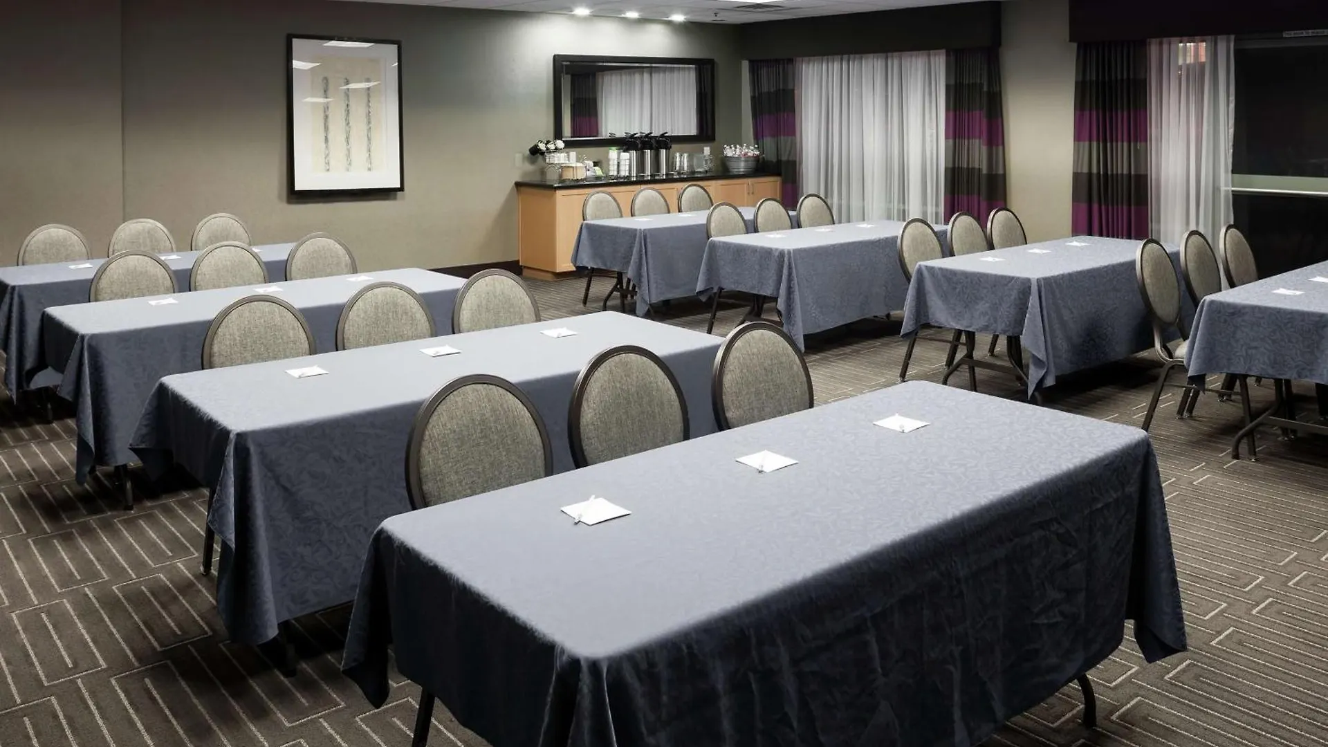 Hotel Hampton Downtown