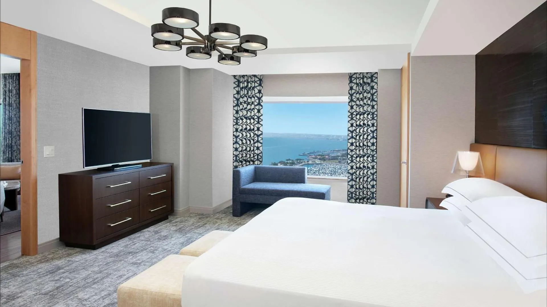 Hilton Bayfront Szálloda