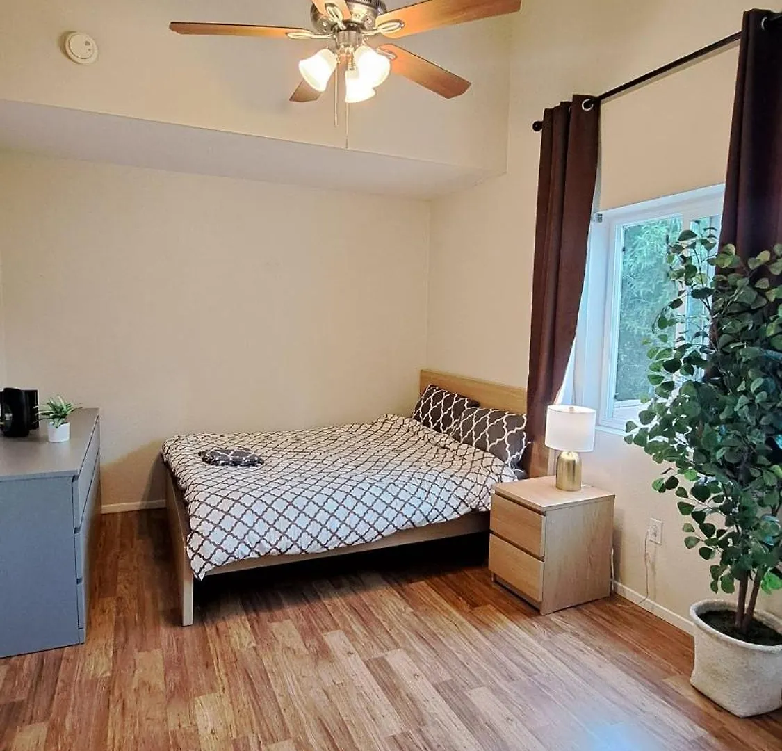 Corner 2-story One Bedroom La Jolla