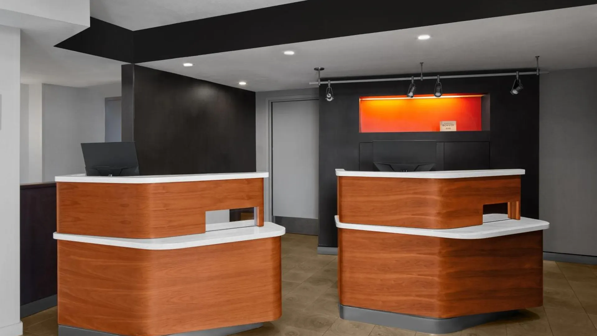Courtyard By Marriott Rancho Bernardo