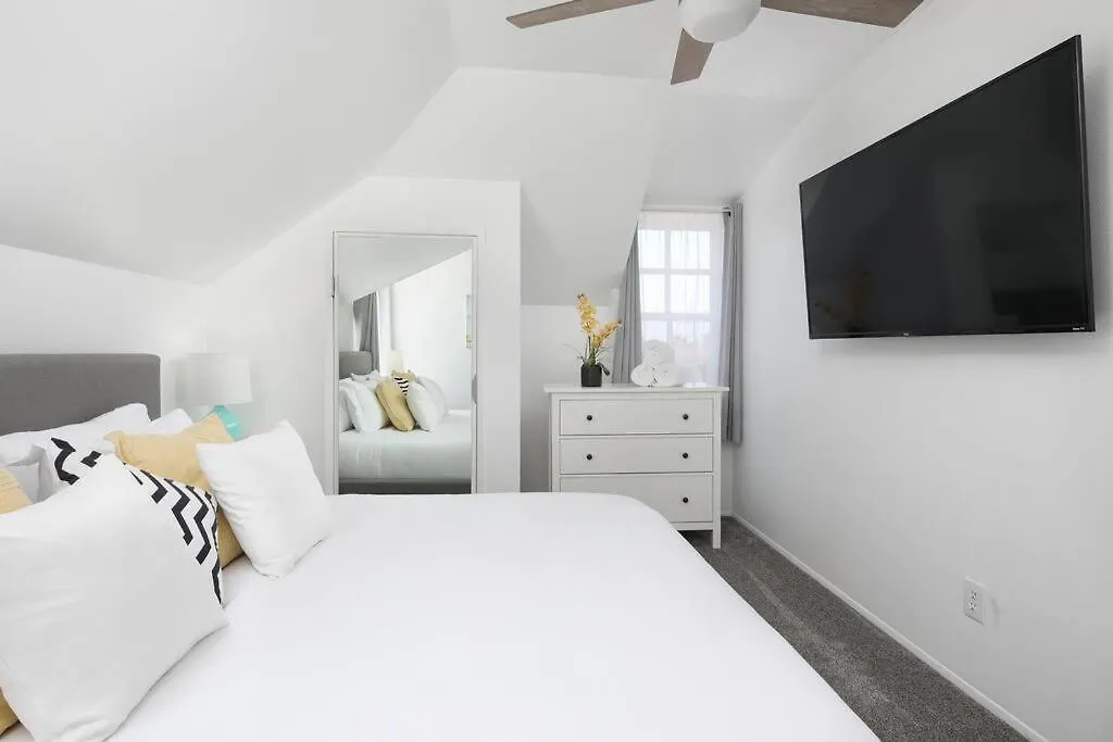 度假居 3 Bedroom 2 Bath House With Parking - 10 Guests *