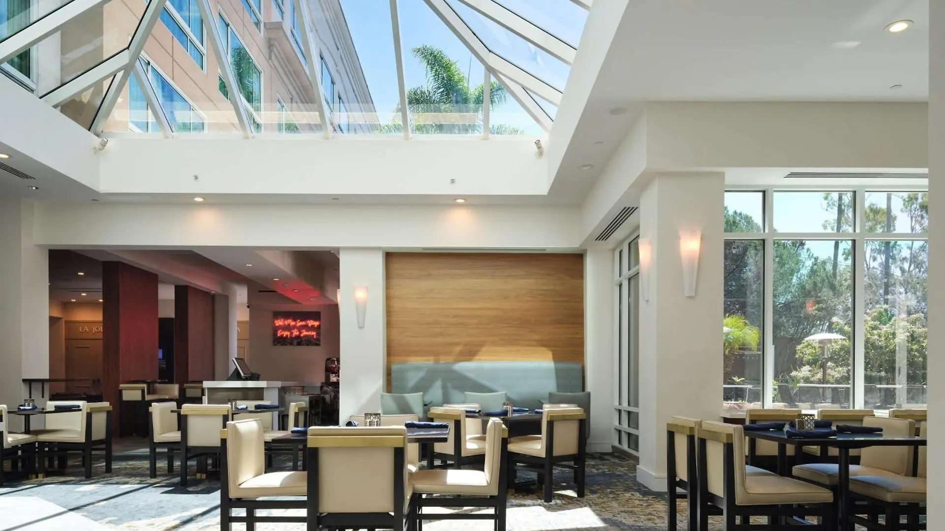 Doubletree By Hilton Del Mar 3*