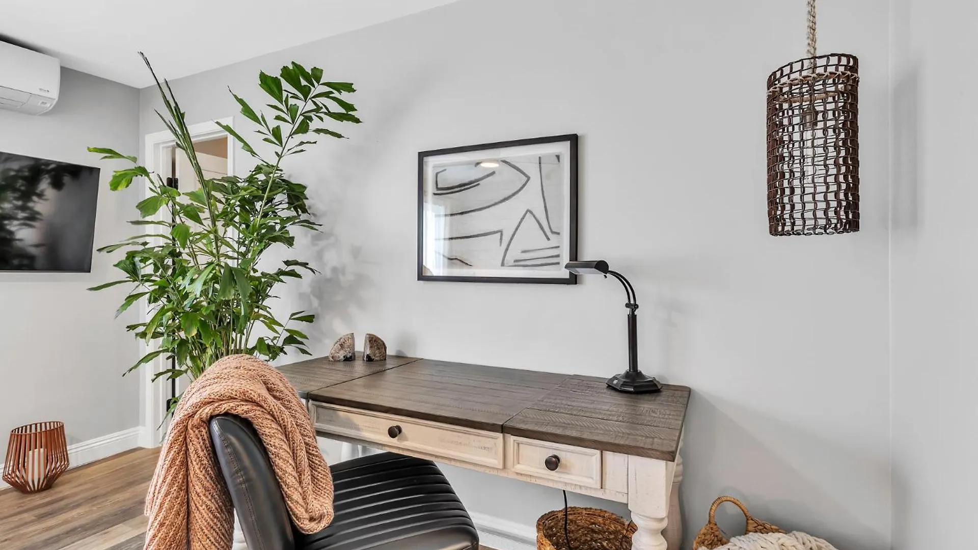 Ocean Views & Sounds - Bird Rock Apartment *