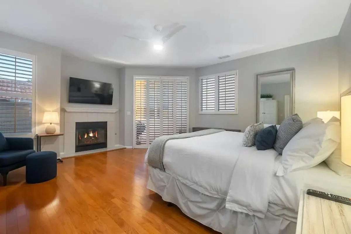 Ocean View Gem With Rooftop Deck And Hot Tub Casa vacanze *