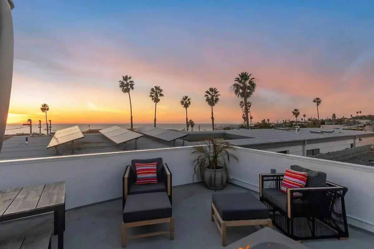 Casa vacanze Ocean View Gem With Rooftop Deck And Hot Tub San Diego