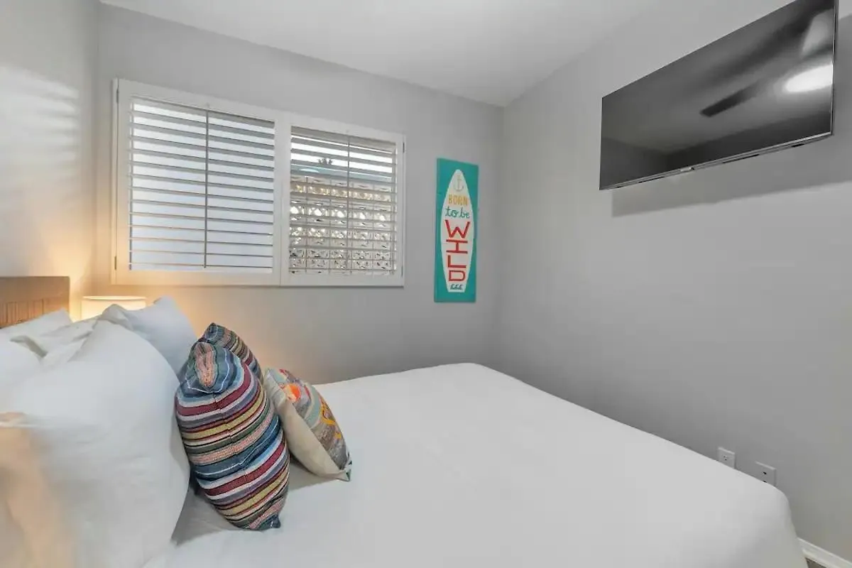 Casa vacanze Ocean View Gem With Rooftop Deck And Hot Tub