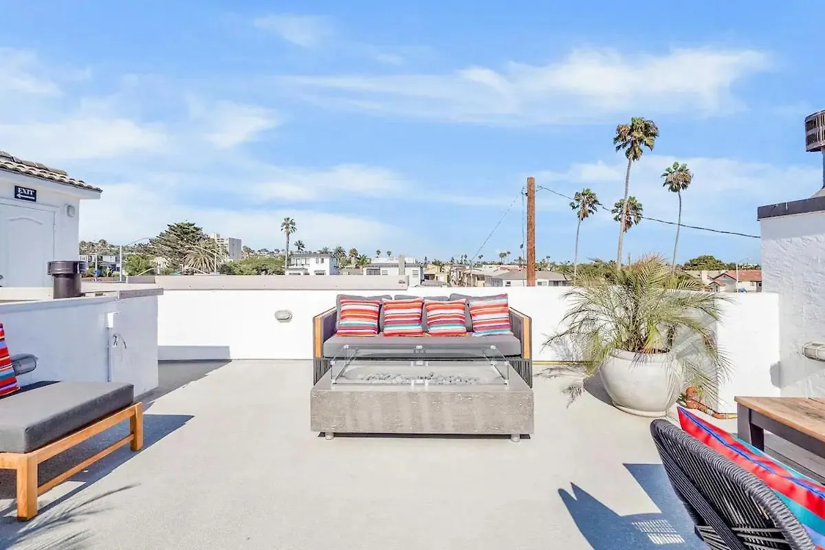 Ocean View Gem With Rooftop Deck And Hot Tub Casa vacanze *