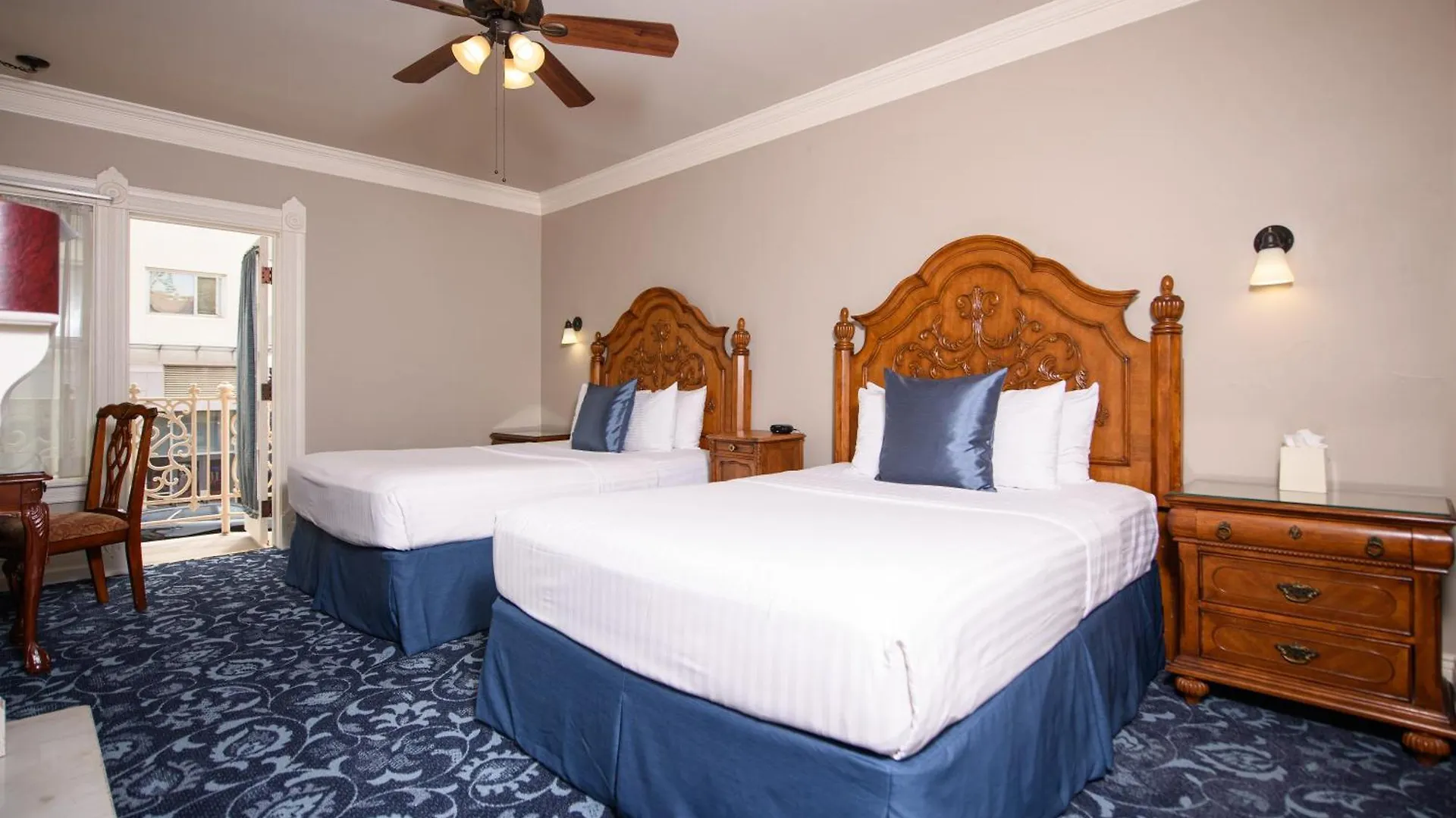 Horton Grand Hotel 4*