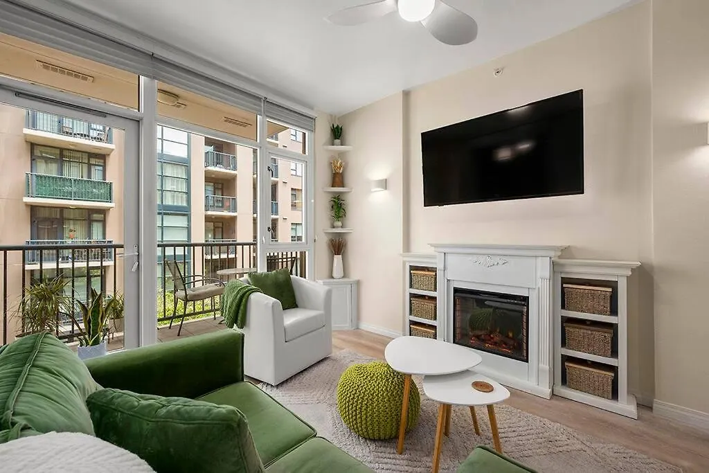 Trendy In The Gaslamp Quarter Apartment San Diego