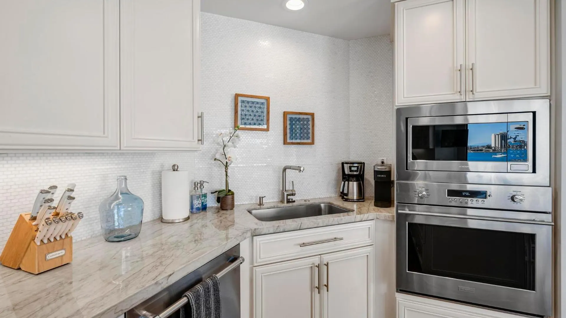 Apartment B5396 Bayside Retreat *