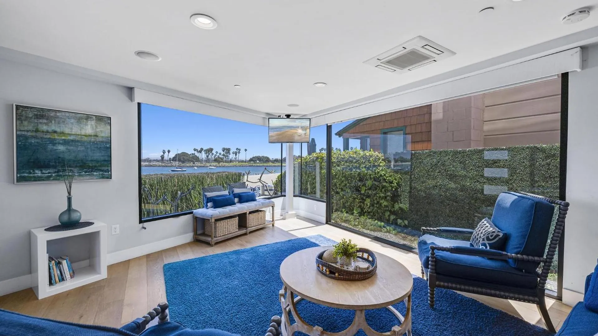 B5396 Bayside Retreat Apartment San Diego