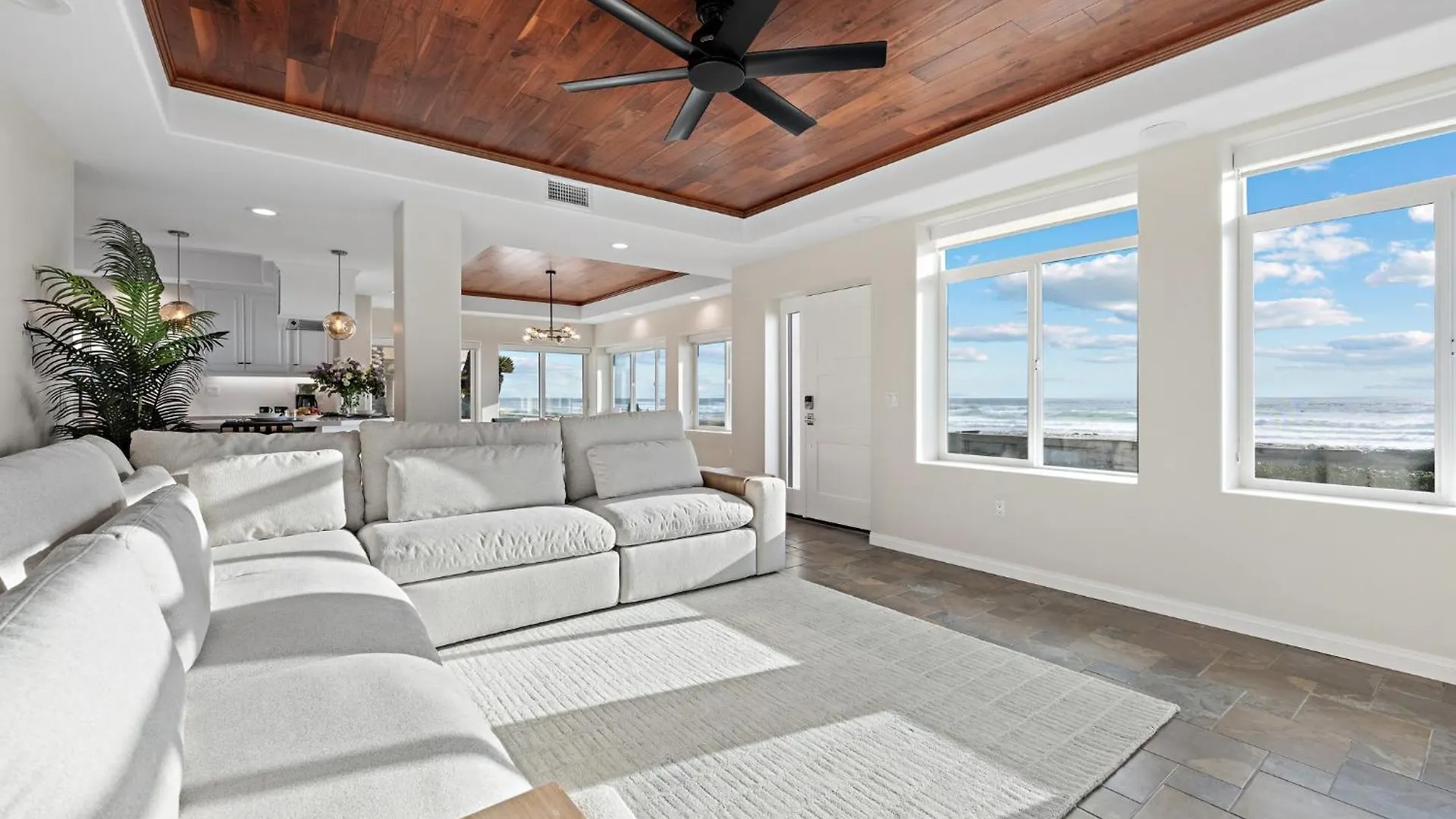 B5128 Bluewater Oceanfront 1 South Apartmán