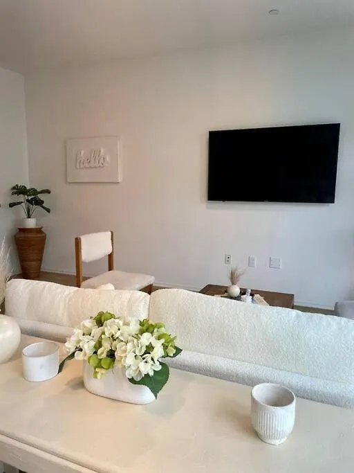 아파트 Stylish Downtown Studio *