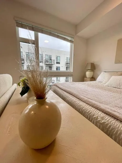 Stylish Downtown Studio 아파트