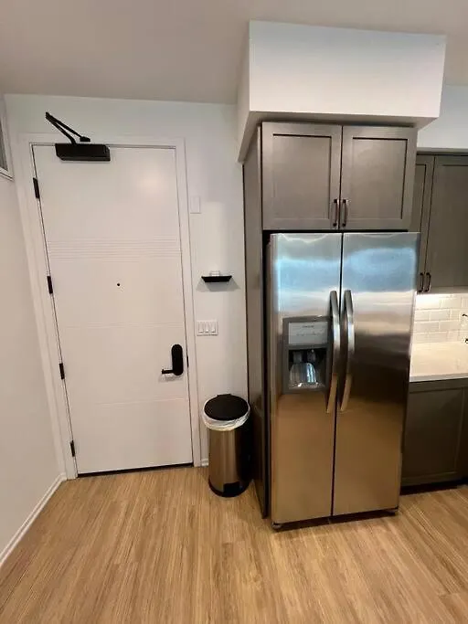 Stylish Downtown Studio 아파트