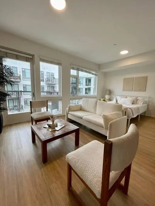 아파트 Stylish Downtown Studio