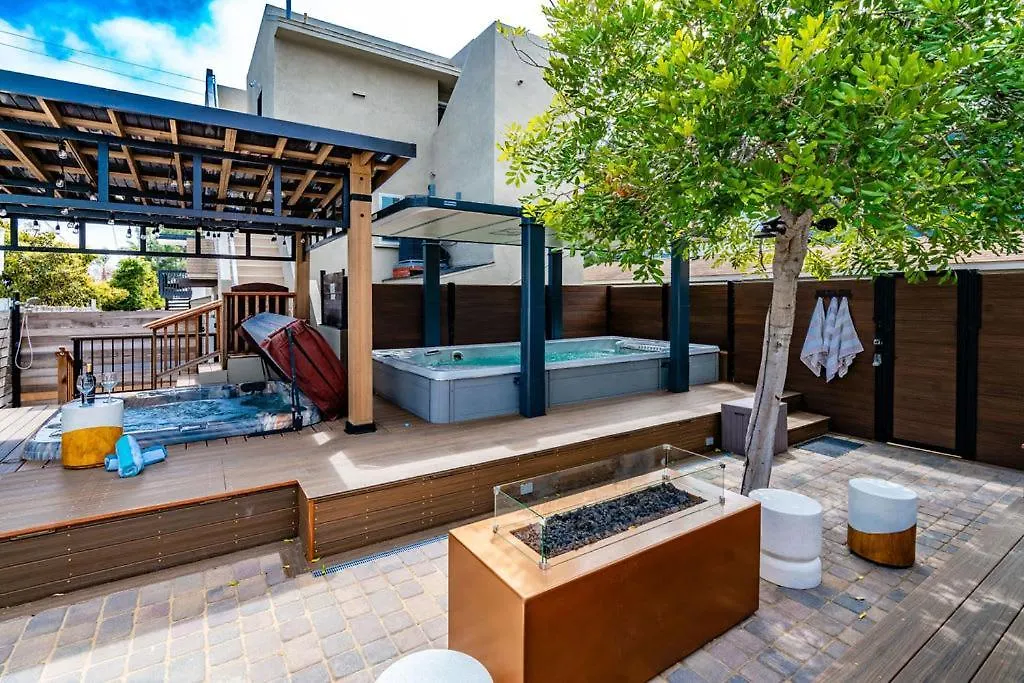 Semesterbostad Pb Compound Getaway Steps To Surf And