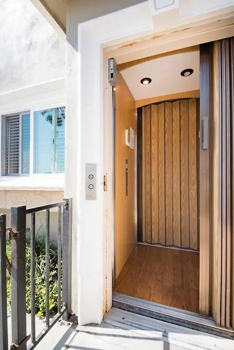 Luxury Penthouse With Elevator - Sleeps 10+ - Family Friendly Sun / Surf / Sand *