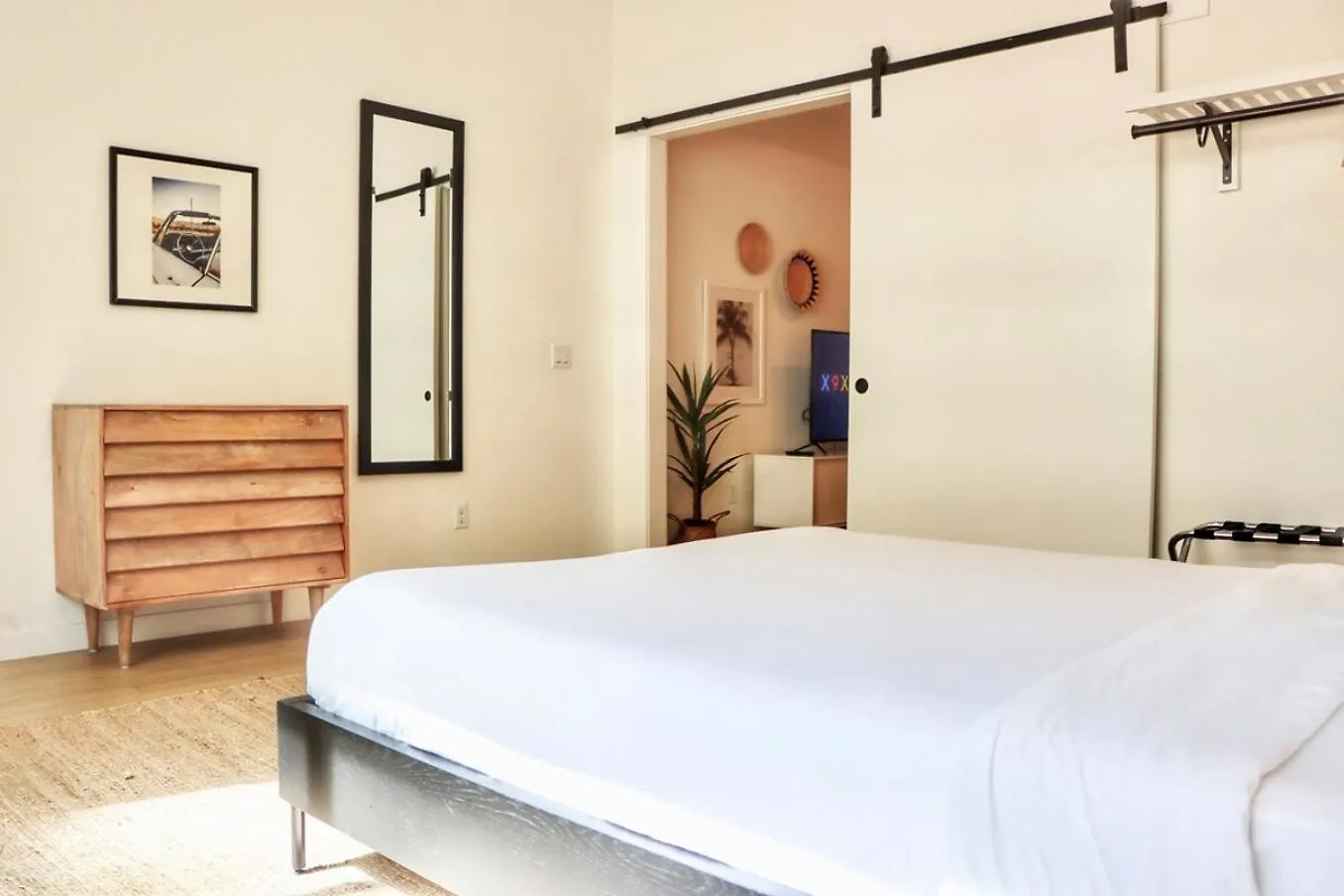 Executive Escape In Downtown Apartmán