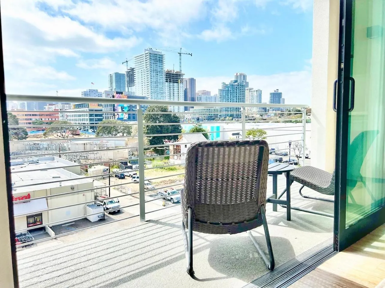 Beautiful One Bedroom With View Of San Diego