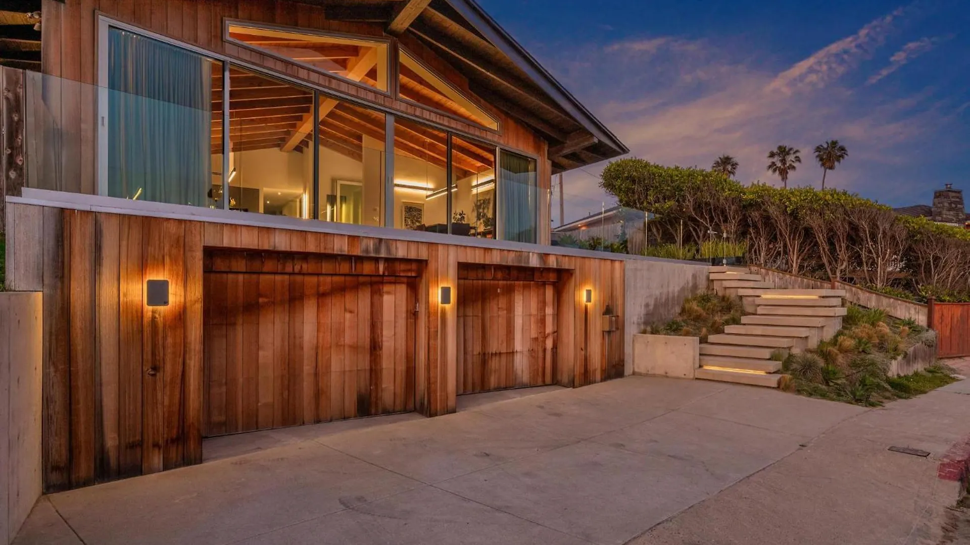 B5407 Beachfront Modern Holiday home San Diego