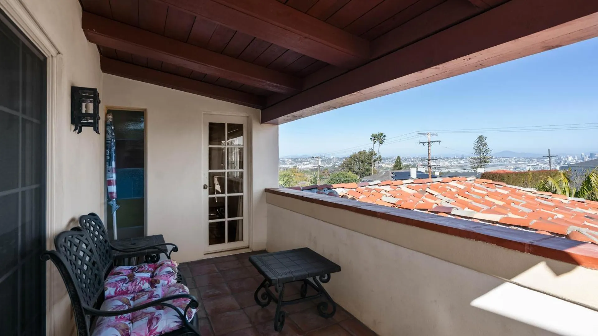 Mediterranean-style In Point Loma بيت للعطل