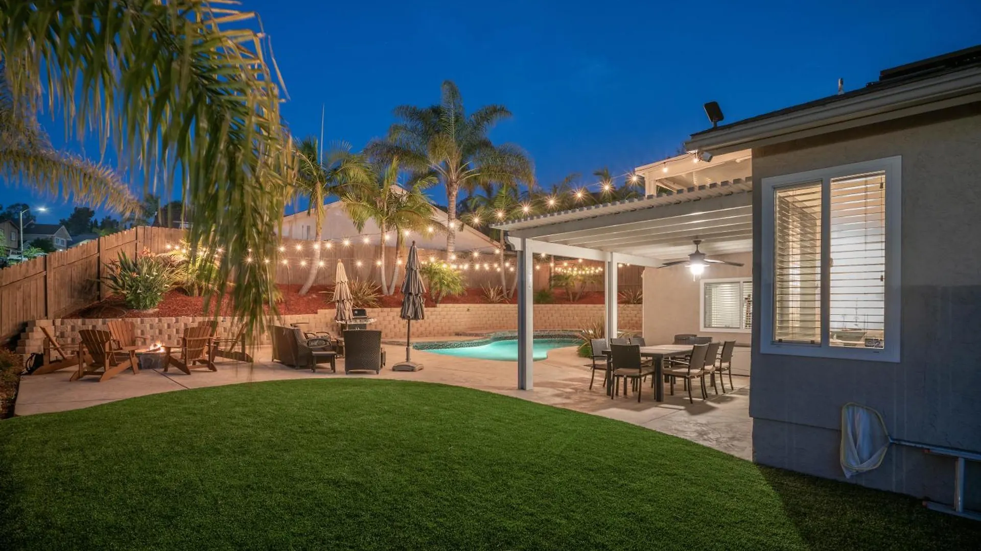 Family Getaway - Spa, Pool, And Patio *
