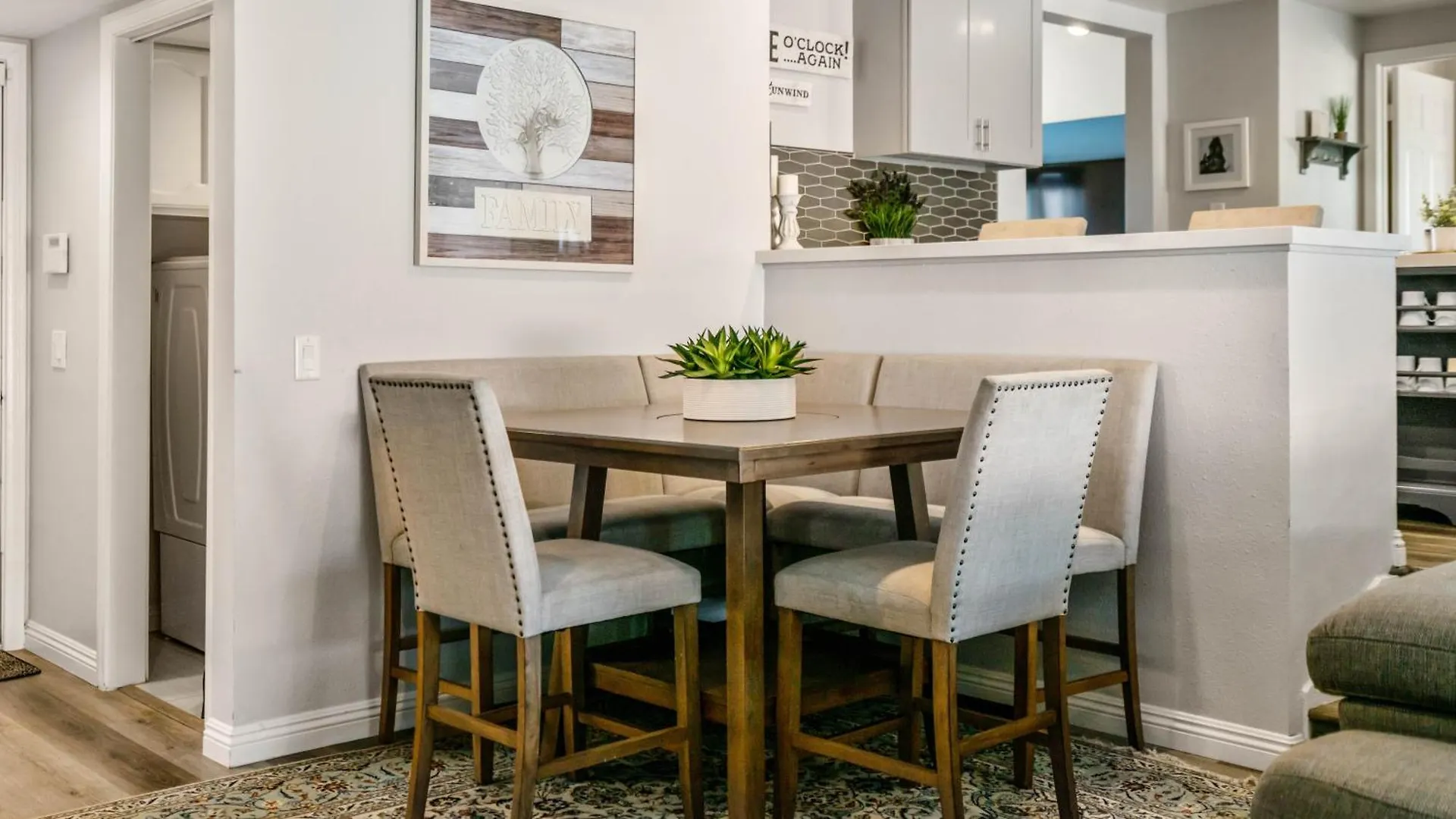 Family Getaway - Spa, Pool, And Patio * San Diego
