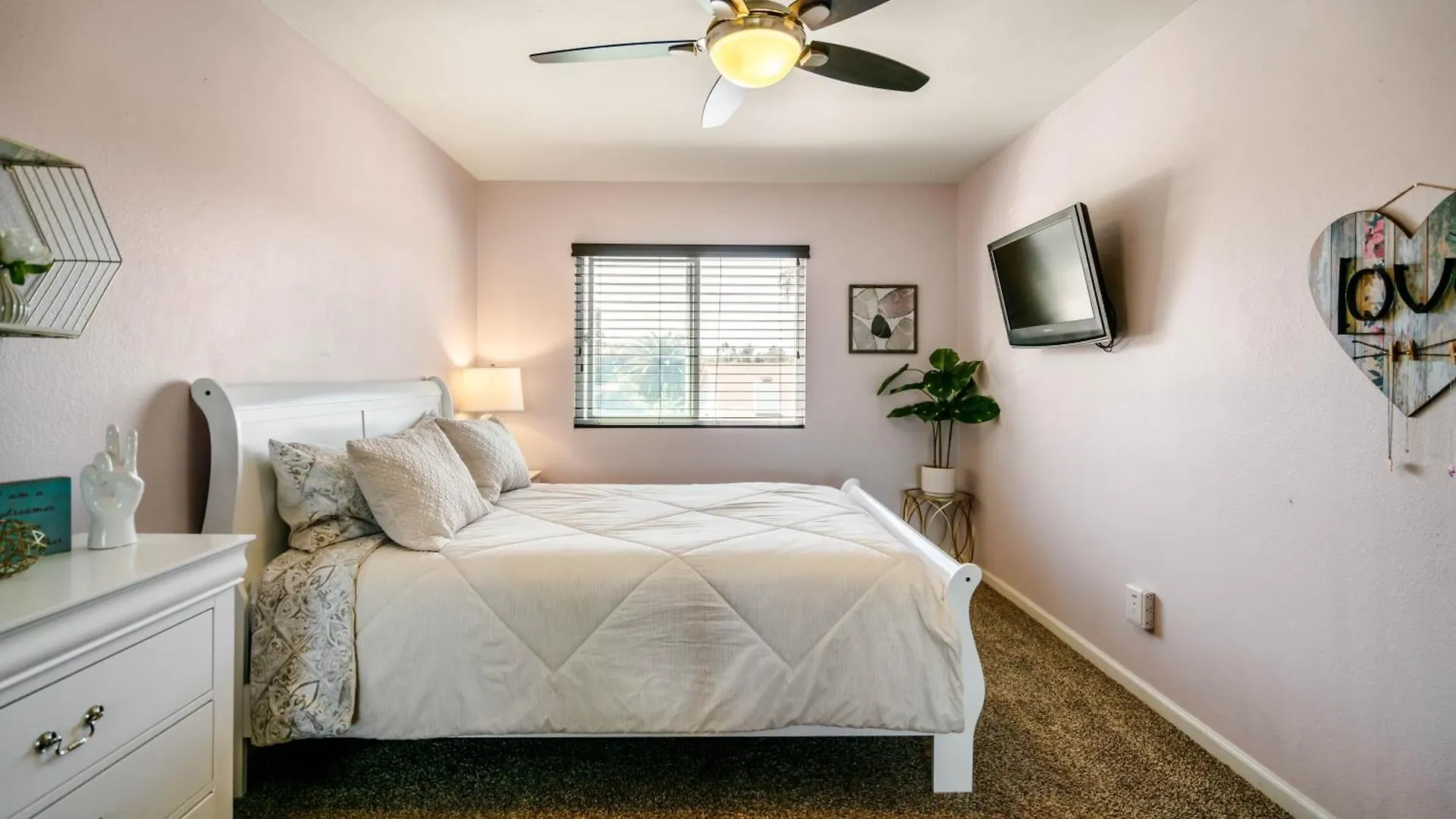 Family Getaway - Spa, Pool, And Patio * San Diego