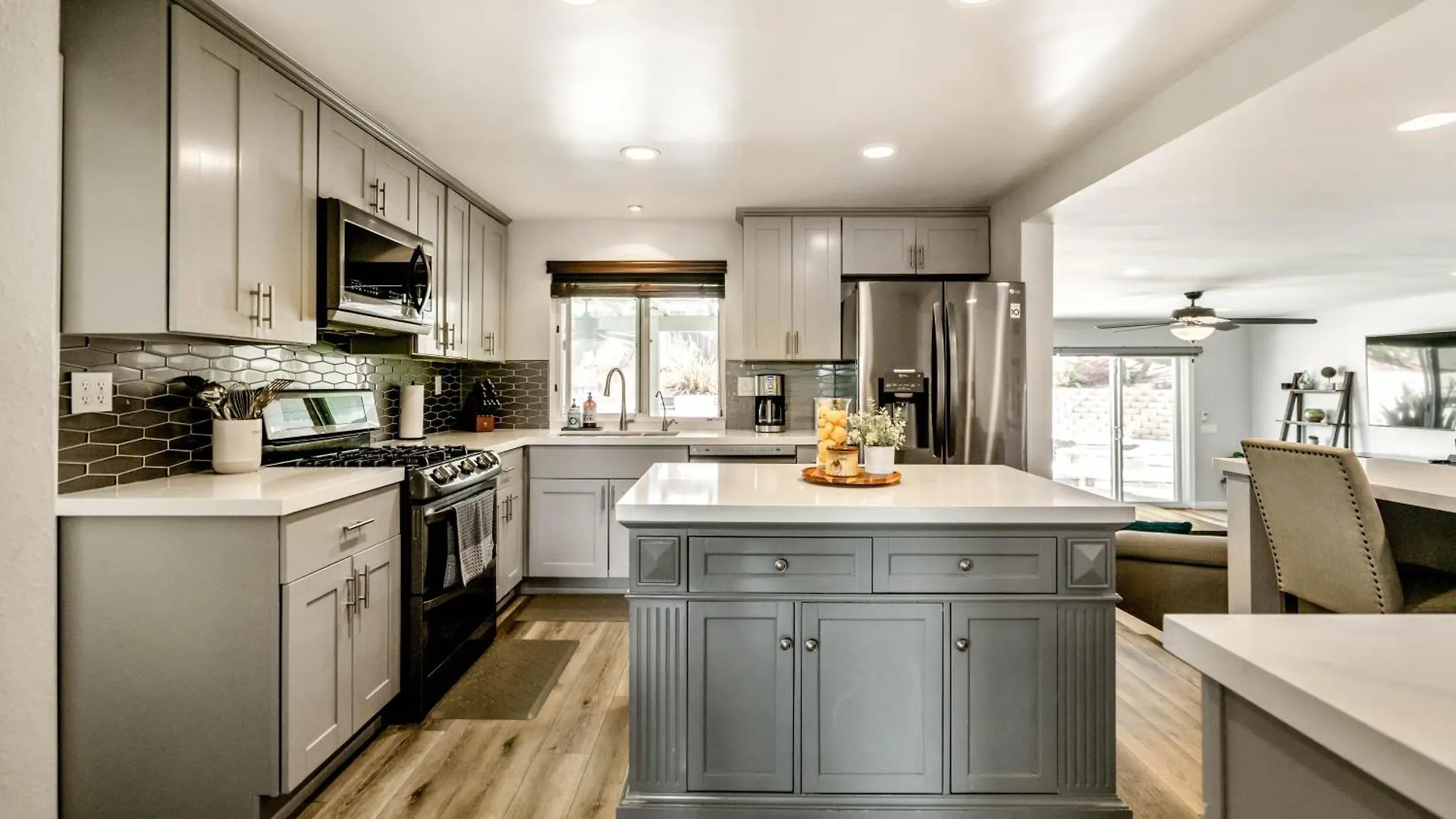 Holiday home Family Getaway - Spa, Pool, And Patio