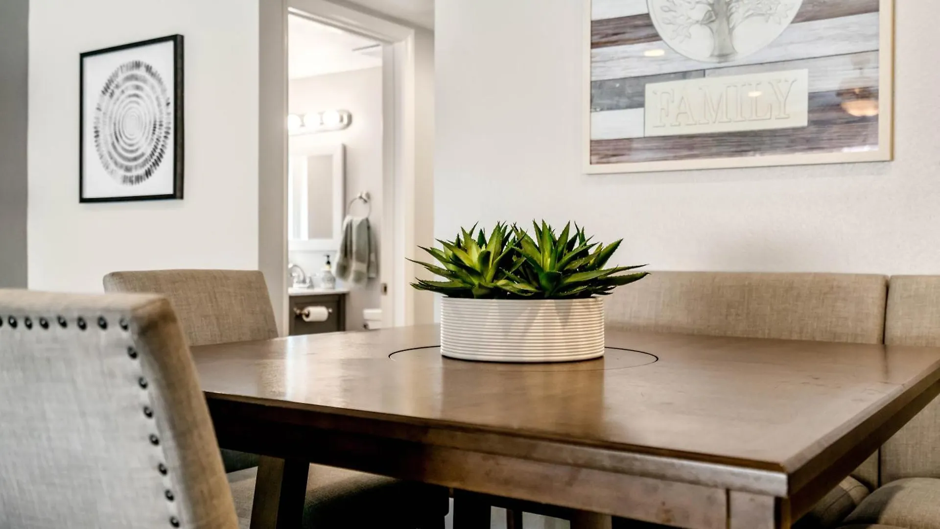 Family Getaway - Spa, Pool, And Patio * San Diego