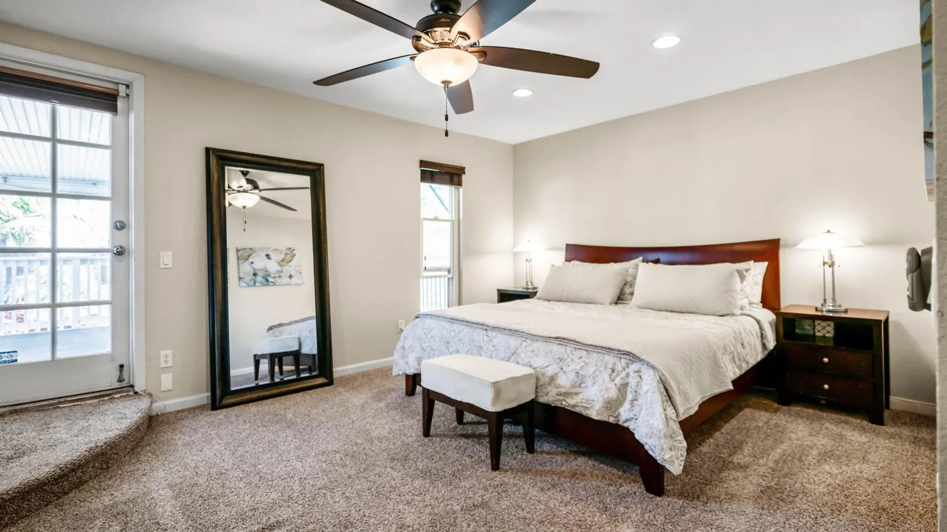 Family Getaway - Spa, Pool, And Patio *