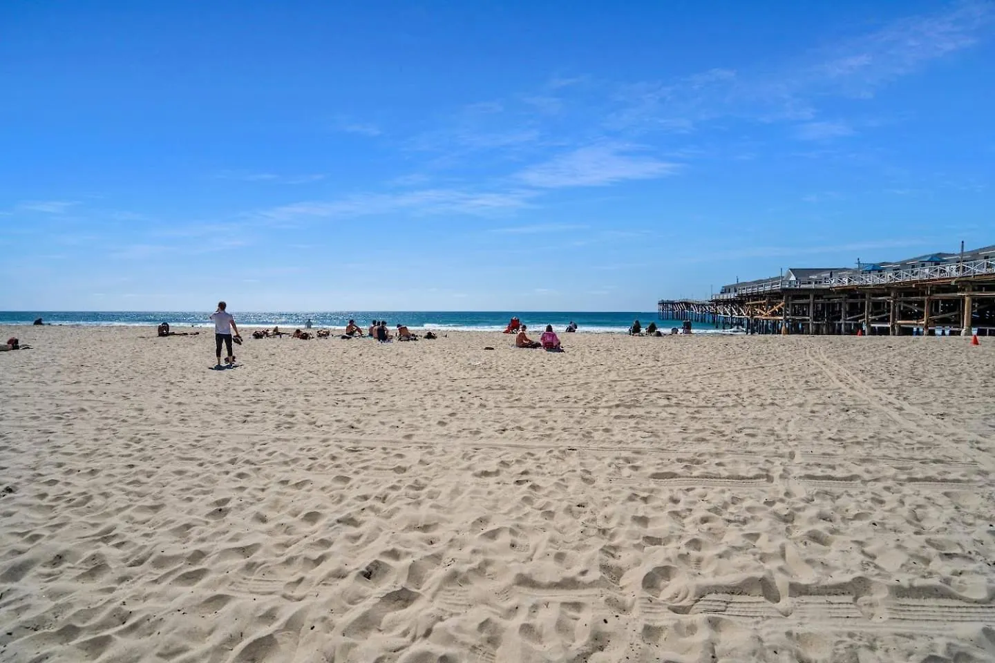 Front Bliss - Entire - Crystal Pier Vakantiehuis