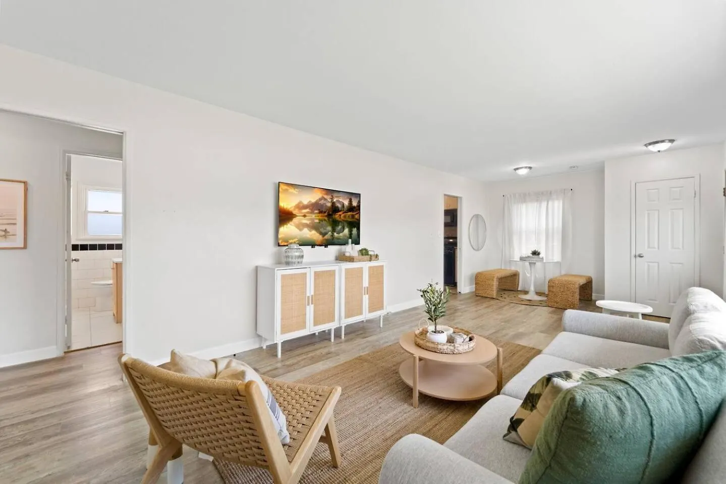 Charming 3br By Rather Be