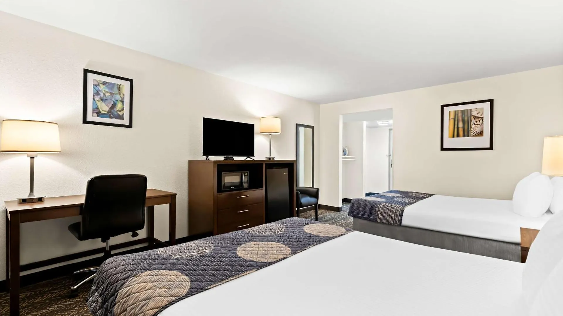 Western Yacht Harbor Hotel San Diego