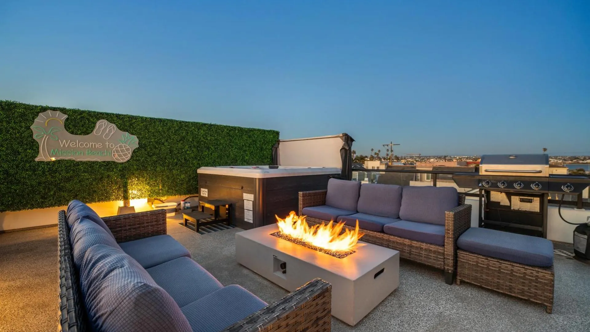 Casa vacanze Ocean & Bay Panorama 4 Levels Rooftop With Hot Tub *